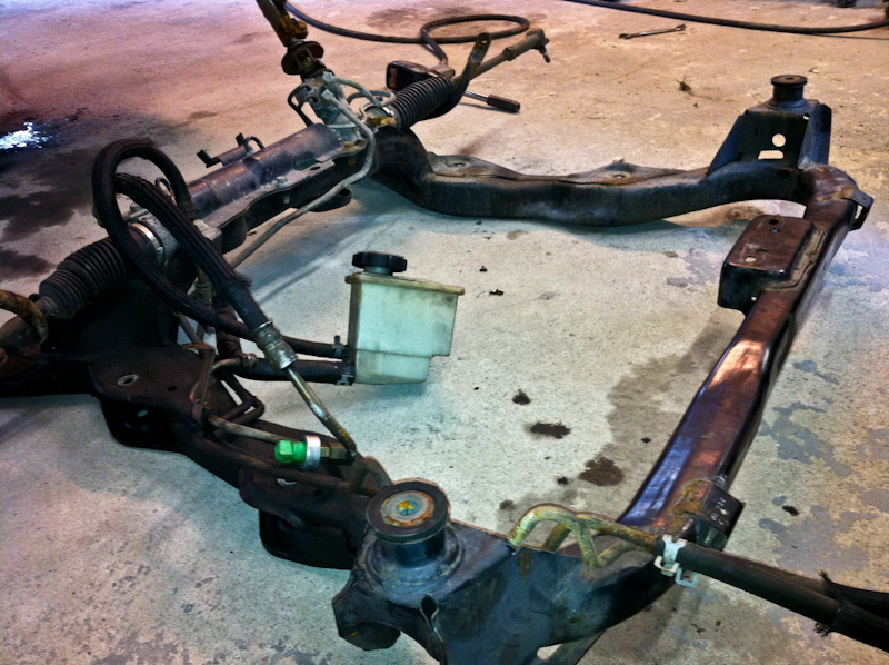 2000 Ford windstar subframe #5